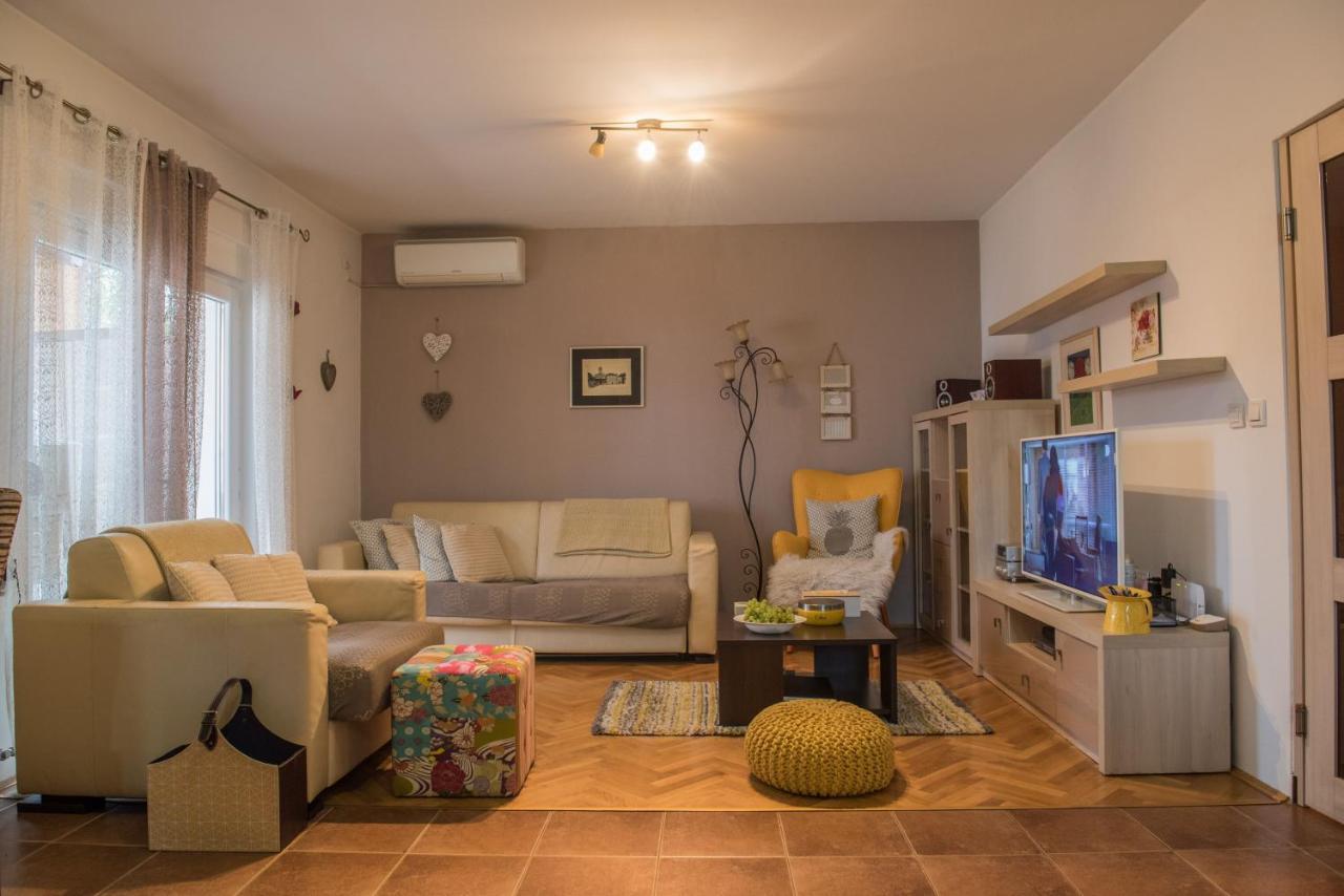 City Apartment Magdalena Zára Kültér fotó