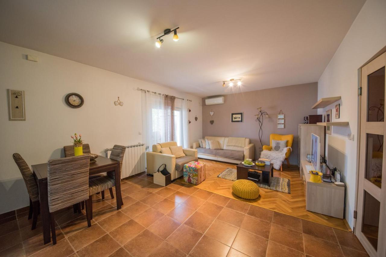 City Apartment Magdalena Zára Kültér fotó